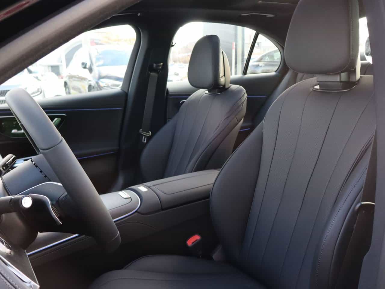 Image 10 Mercedes-Benz E-Class E350 2025