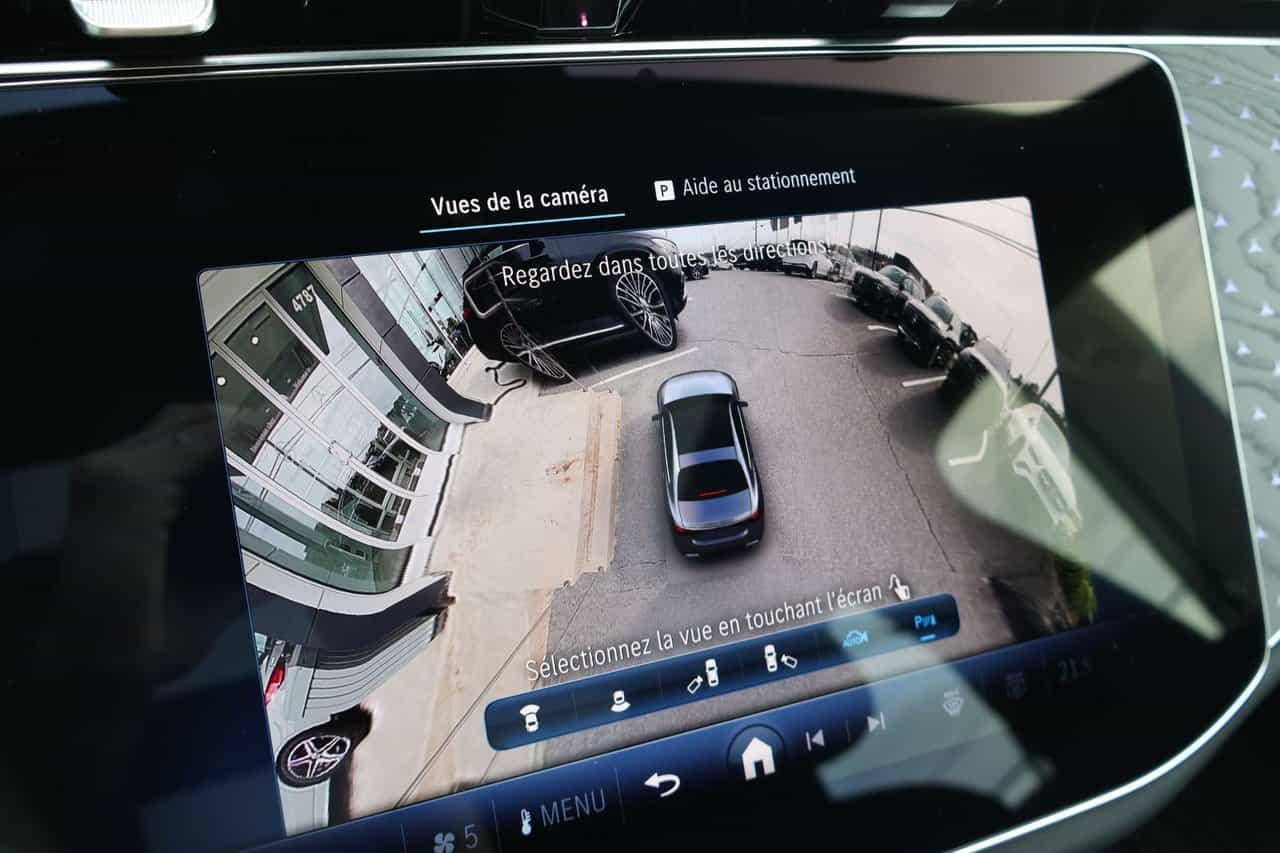 2025 Mercedes-Benz E-Class E350 - Image 26