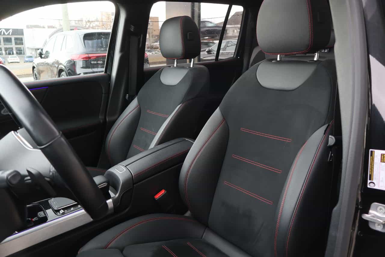 2023 Mercedes-Benz GLB-Class GLB250 - Image 3