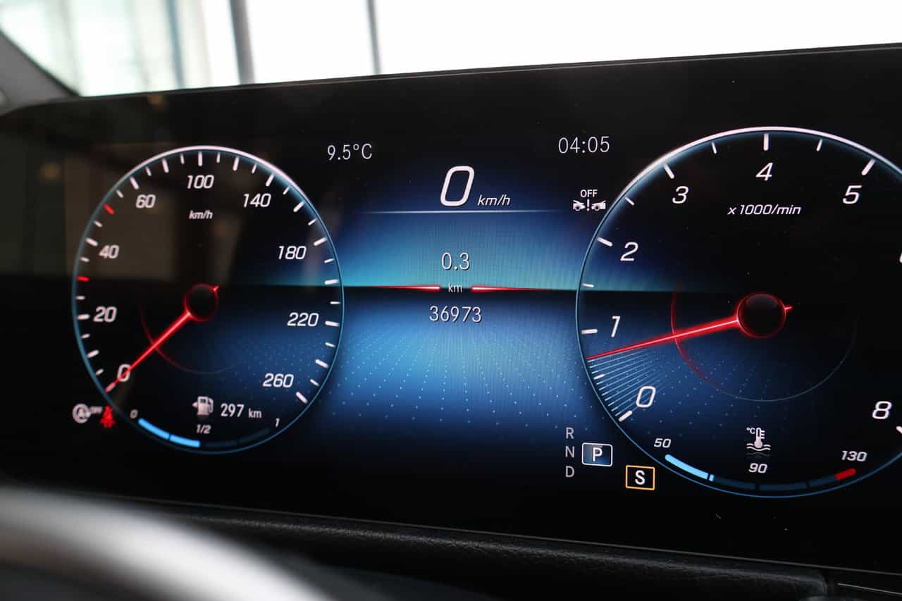 2023 Mercedes-Benz GLB-Class GLB250 - Image 24