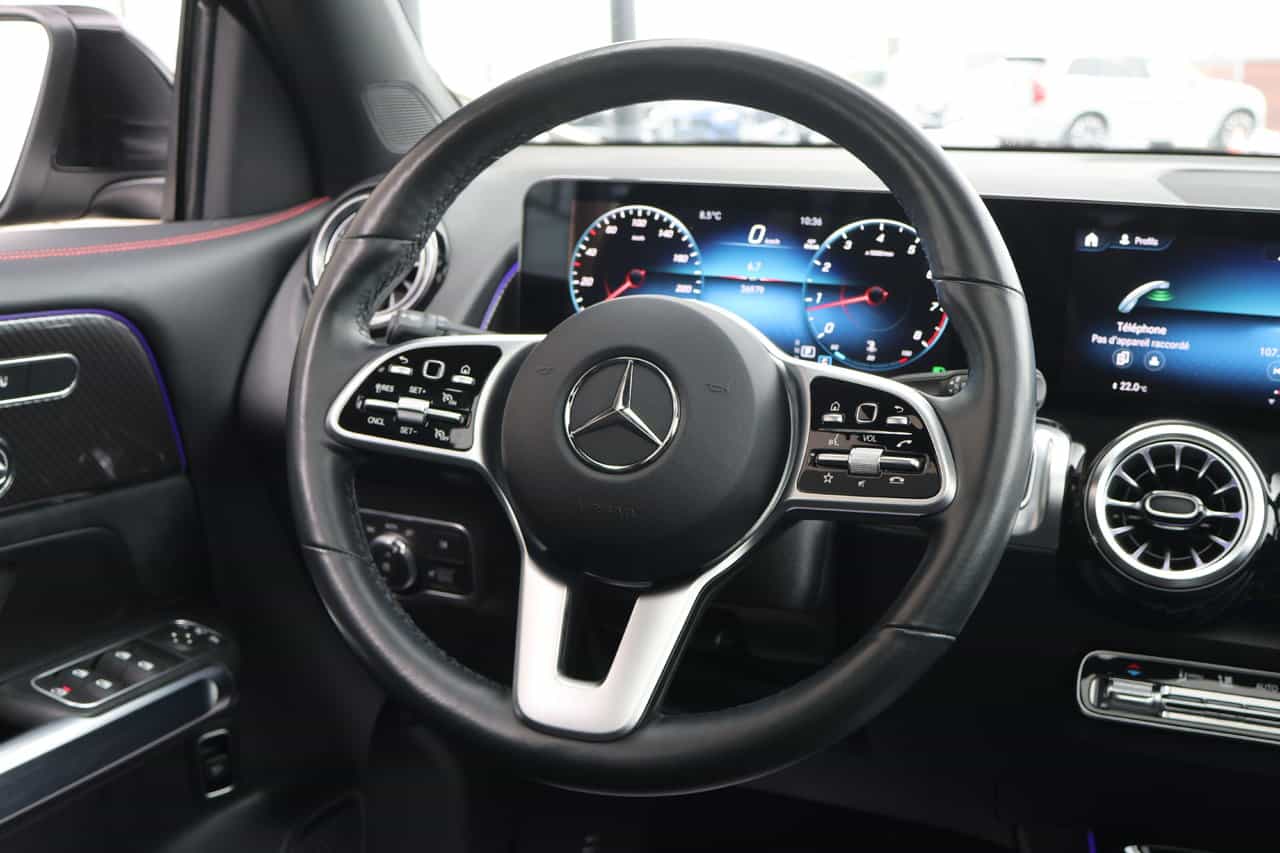 2023 Mercedes-Benz GLB GLB250 - Image 2