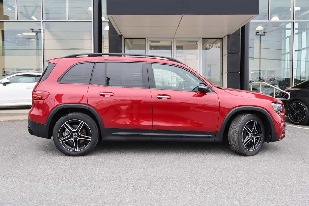 2025 Mercedes-Benz GLB GLB250 - Image 7