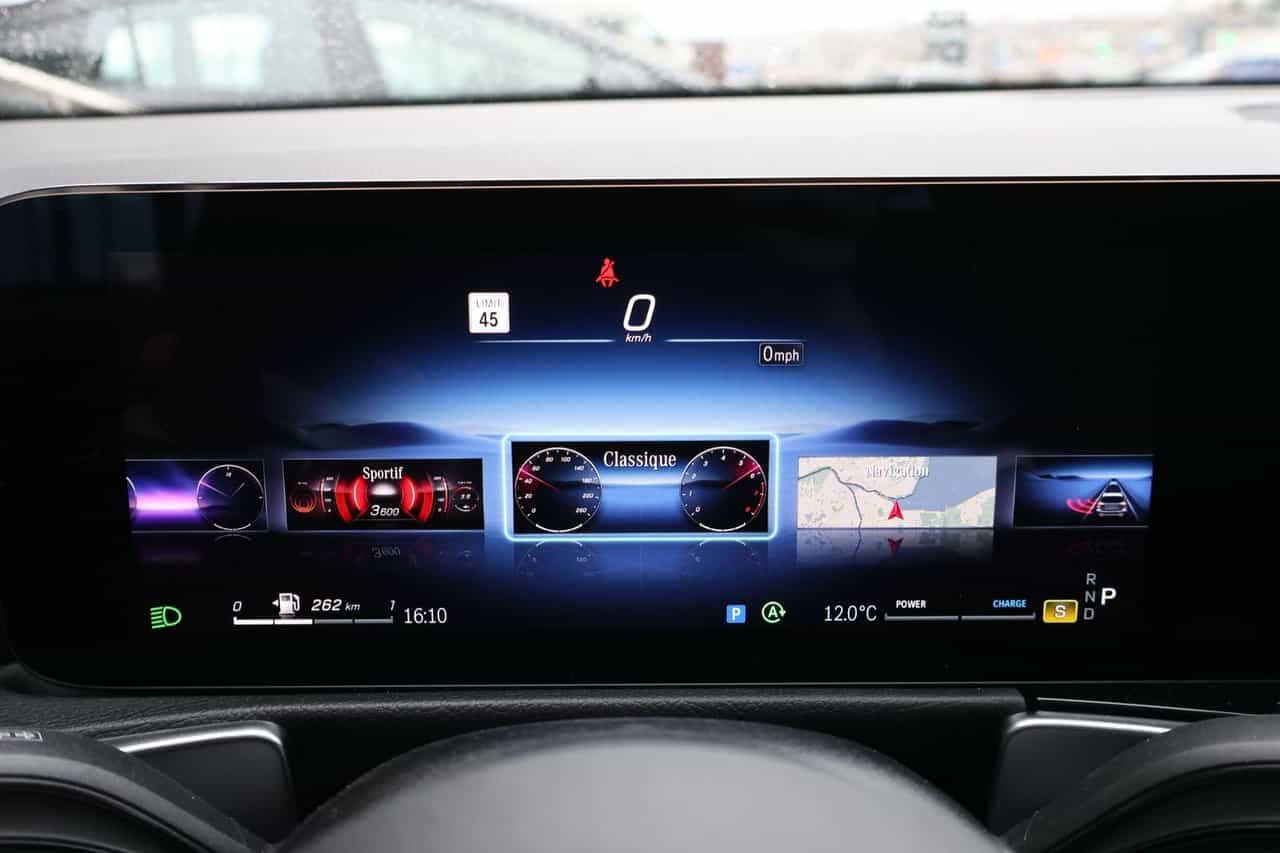 Image 30 Mercedes-Benz GLB GLB250 2025