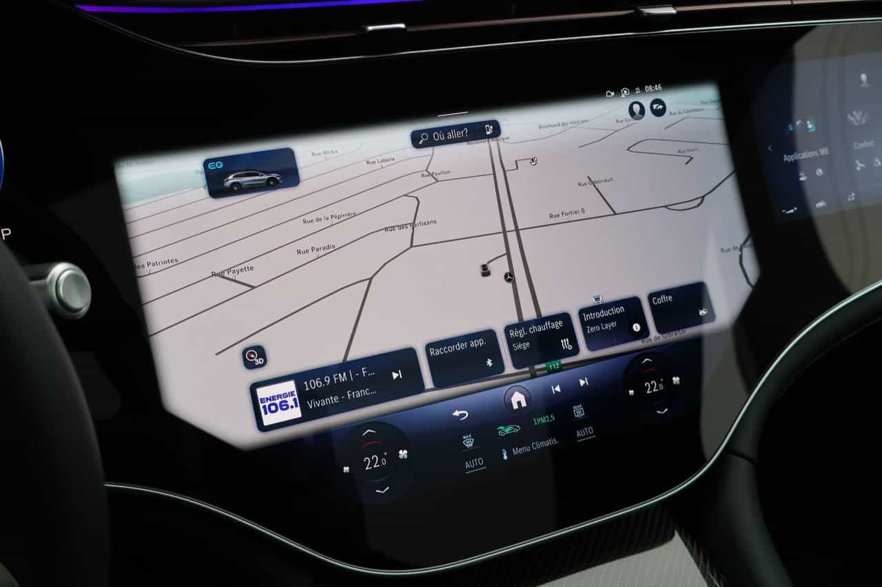 2025 Mercedes-Benz EQS SUV EQS450 - Image 27