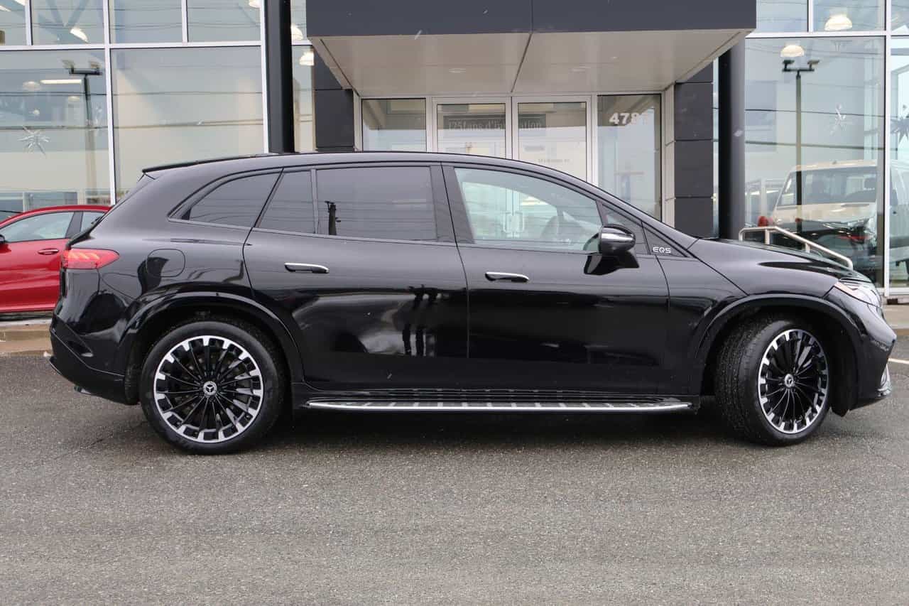 2025 Mercedes-Benz EQS SUV EQS450 - Image 9