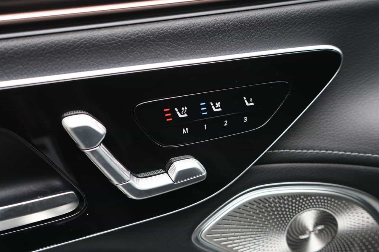 2025 Mercedes-Benz EQS SUV EQS450 - Image 18