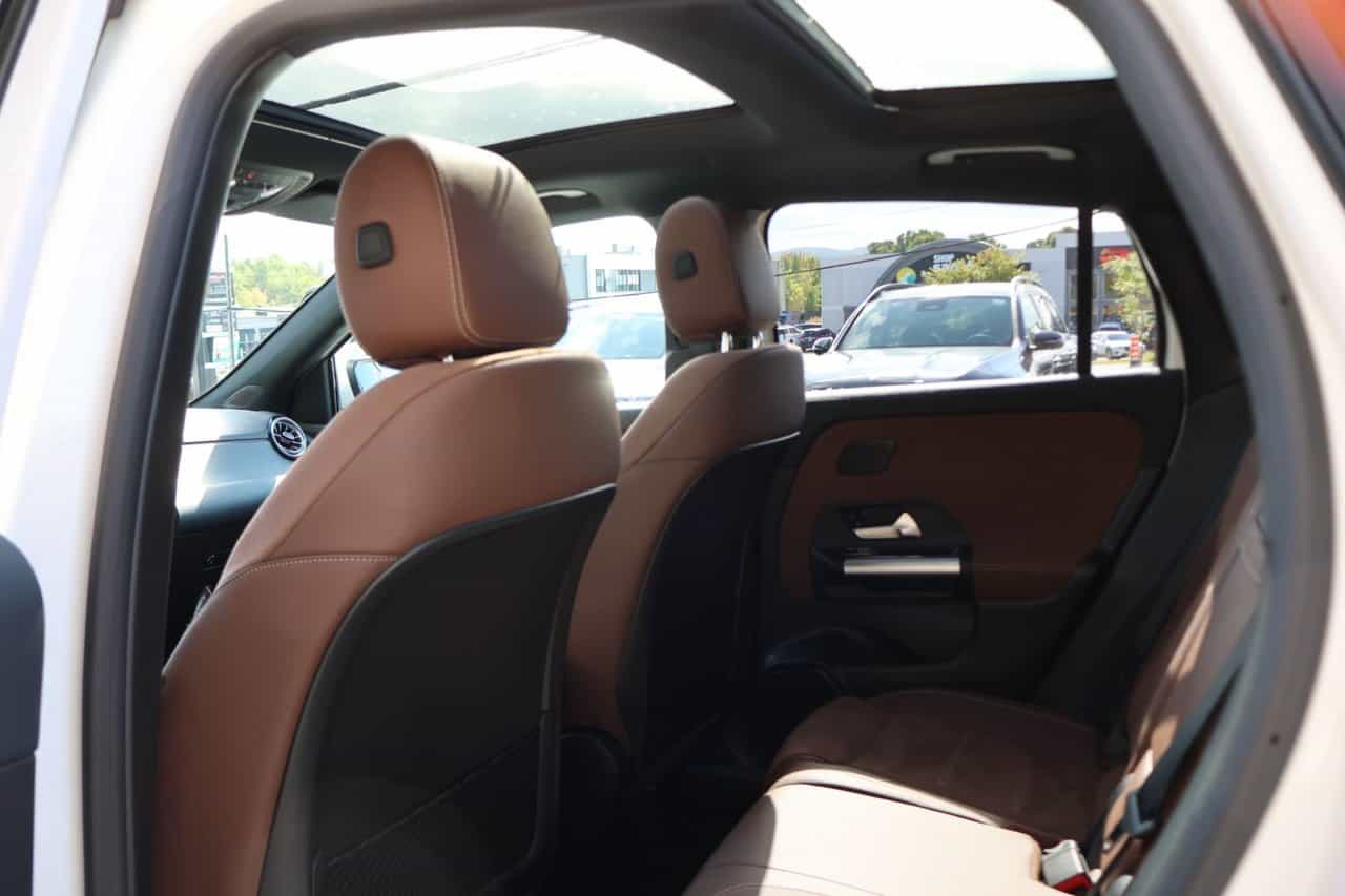 2025 Mercedes-Benz GLA GLA250 - Image 13