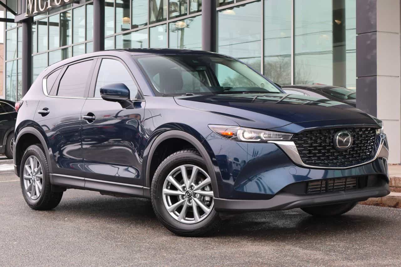 2024 Mazda CX-5 GS - Image 1