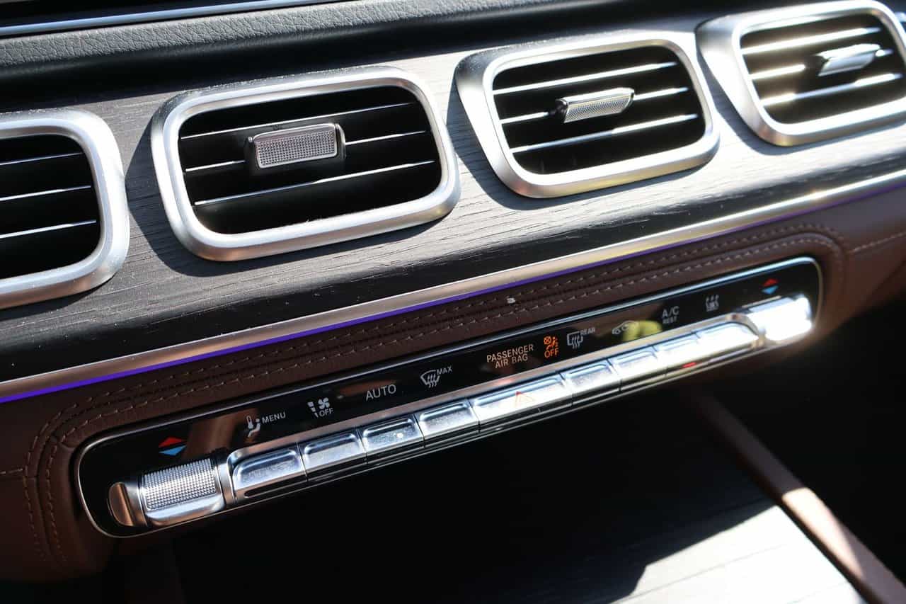 Image 20 Mercedes-Benz GLE-Class GLE450e 2025