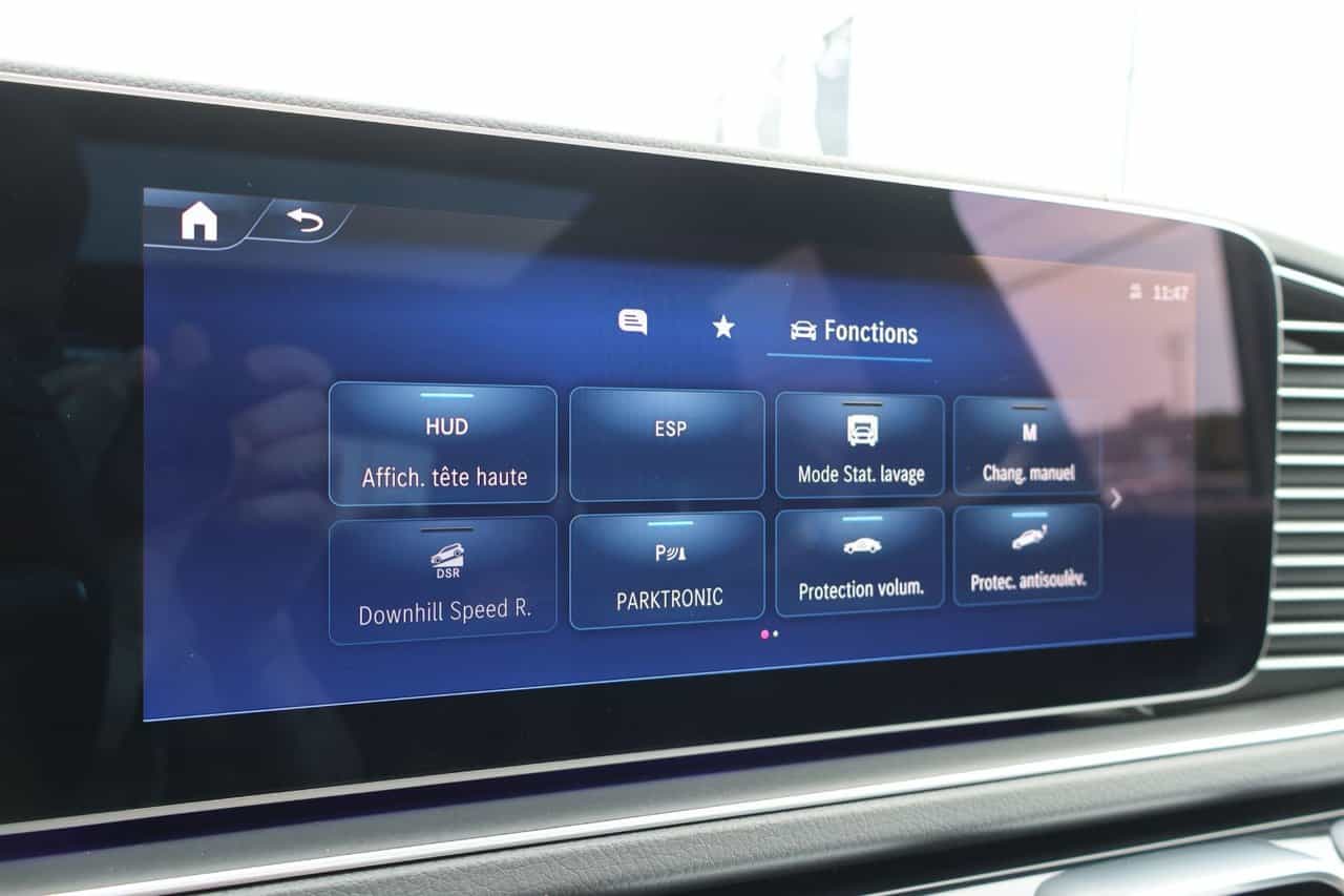 2025 Mercedes-Benz GLE-Class GLE450 - Image 28