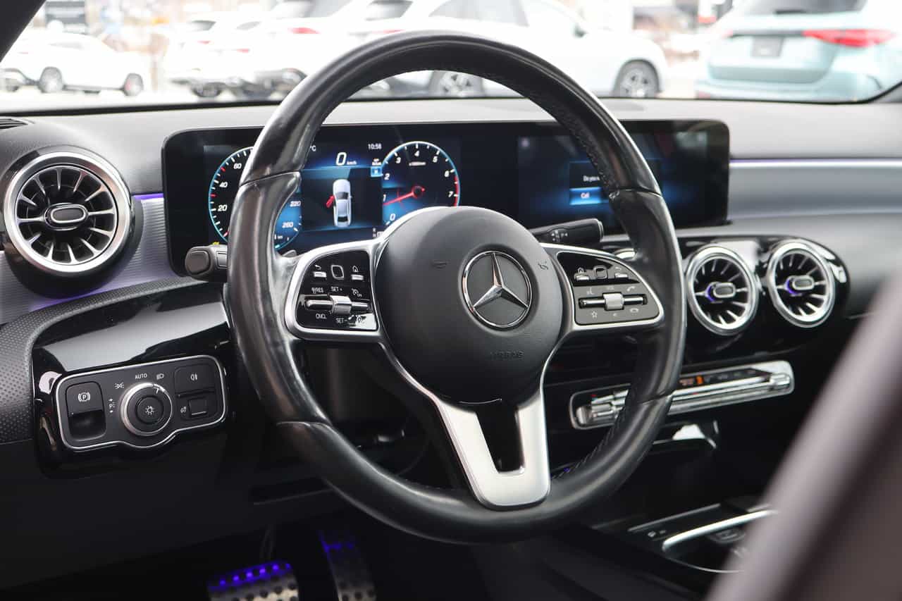 Image 10 Mercedes-Benz A-Class A220 2022