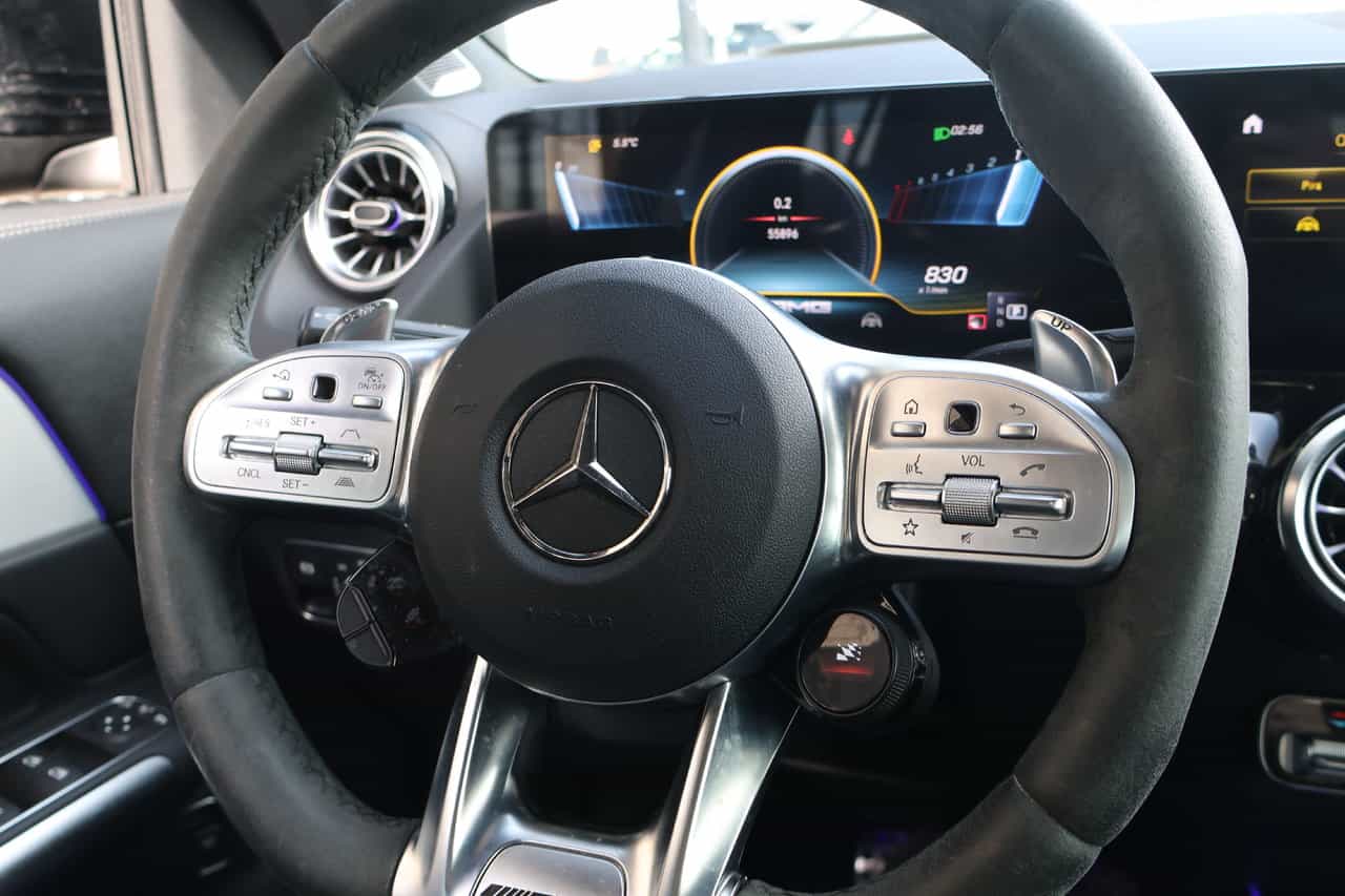 2023 Mercedes-Benz GLA-Class GLA45 AMG - Image 23