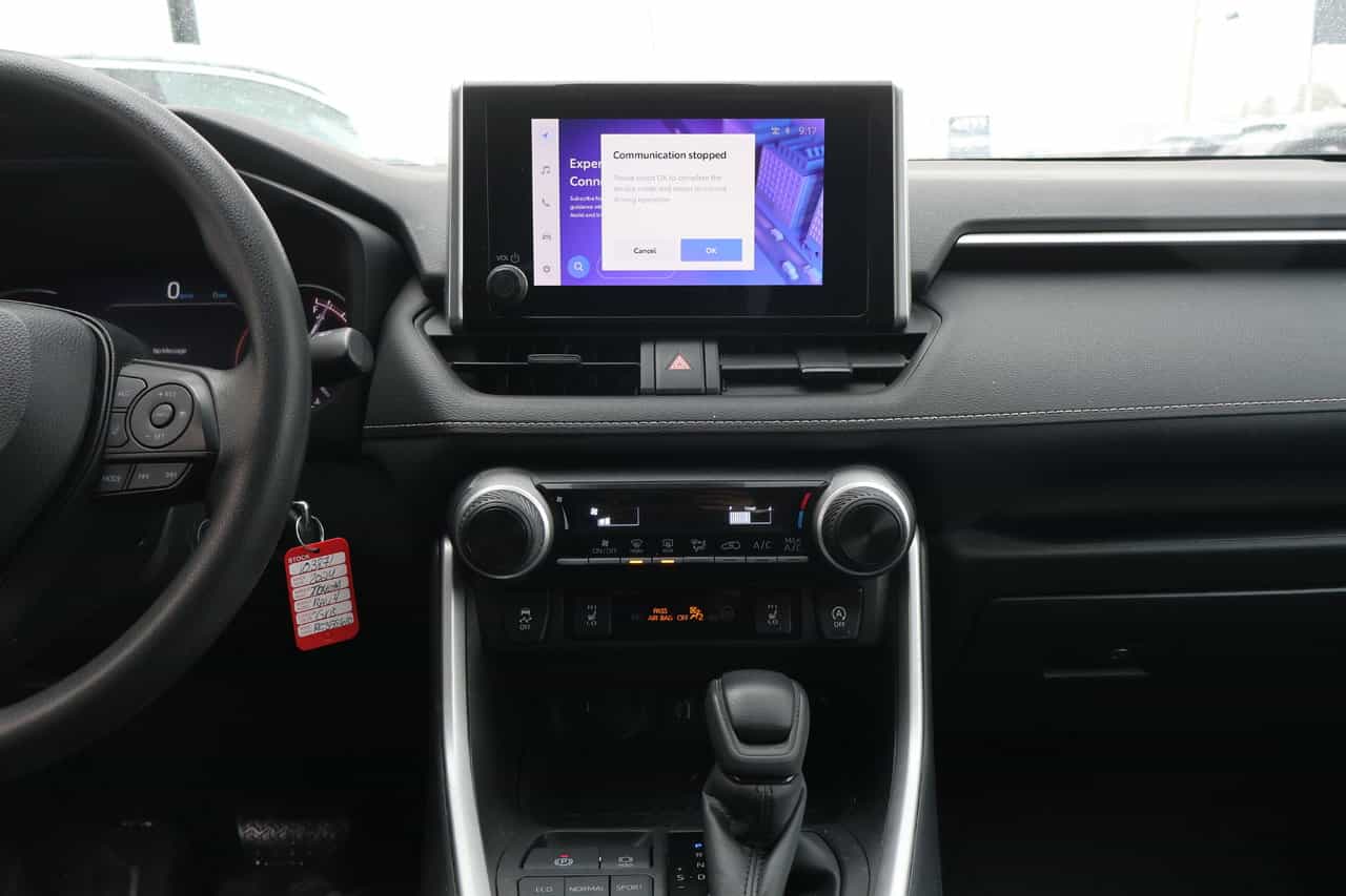 2024 Toyota Rav4 LE - Image 15