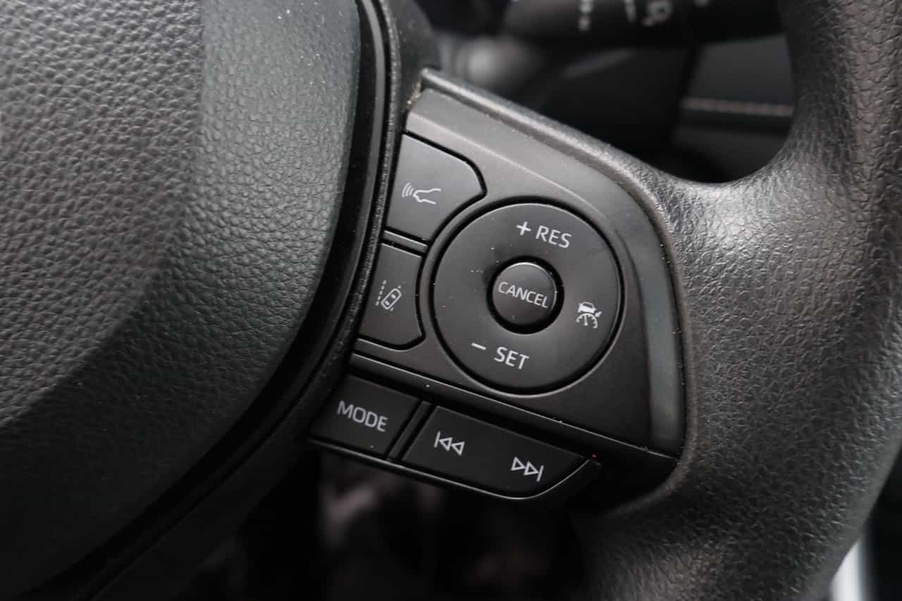 2024 Toyota Rav4 LE - Image 21