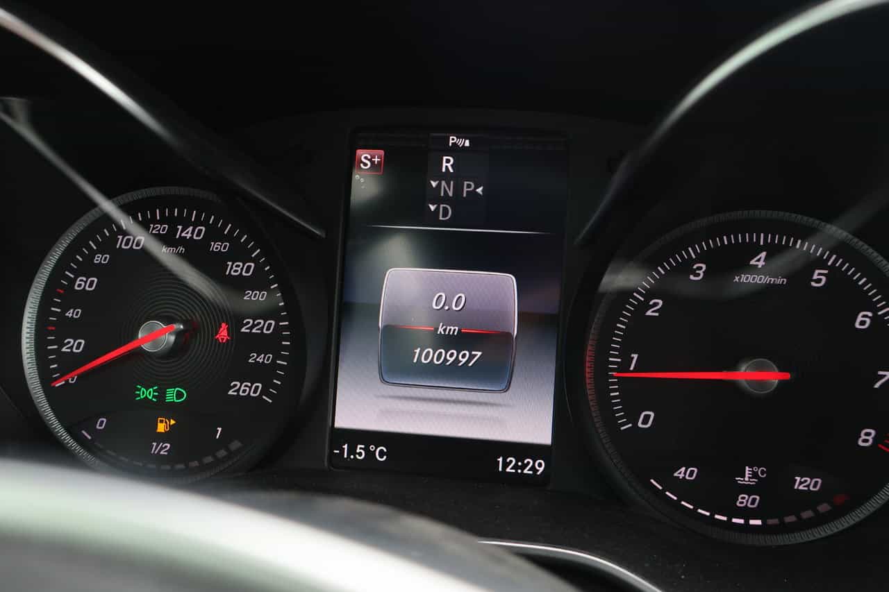 Image 23 Mercedes-Benz C-Class C300 2018