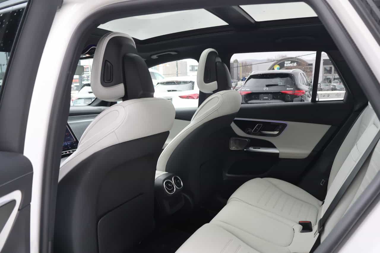 Image 12 Mercedes-Benz GLC-Class GLC300 2023