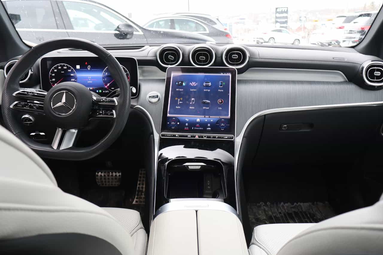 Image 13 Mercedes-Benz GLC-Class GLC300 2023