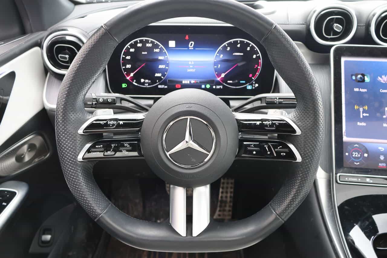 Image 14 Mercedes-Benz GLC-Class GLC300 2023