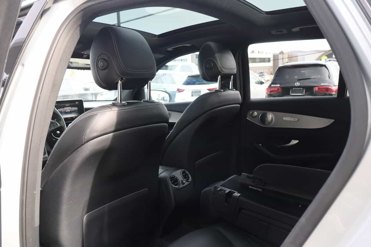 Image 13 Mercedes-Benz GLC-Class GLC300 2017