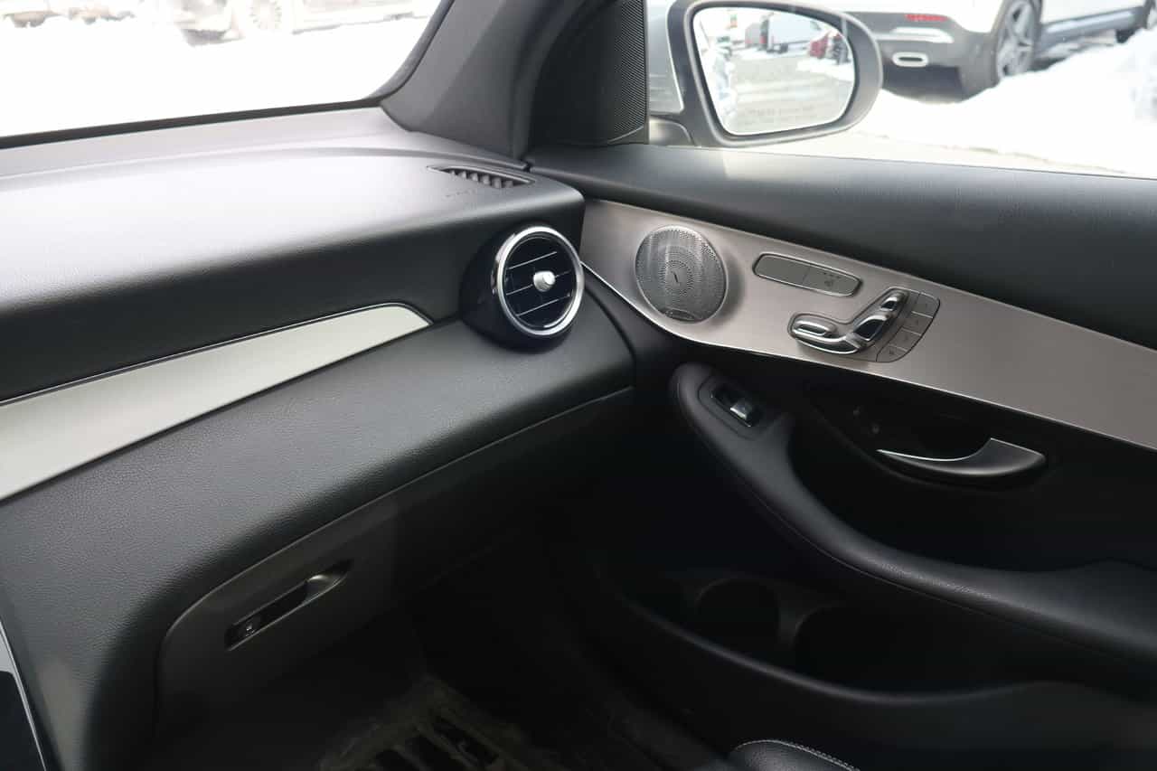 Image 17 Mercedes-Benz GLC-Class GLC300 2017