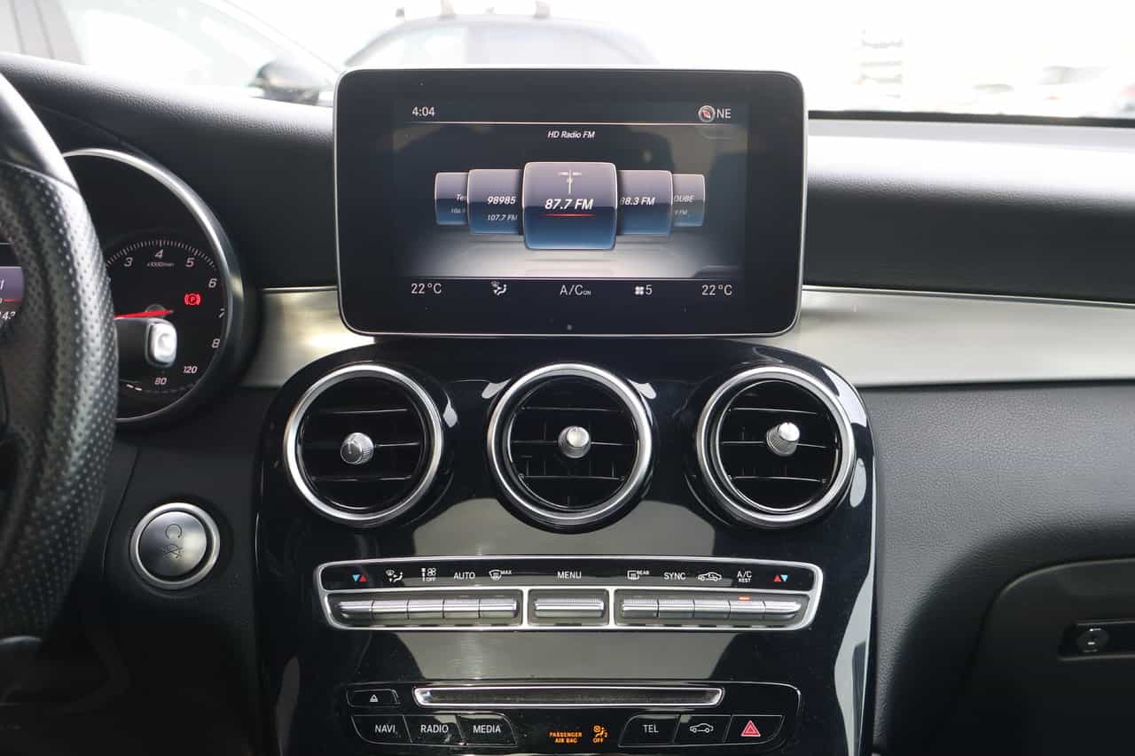 Image 18 Mercedes-Benz GLC-Class GLC300 2017