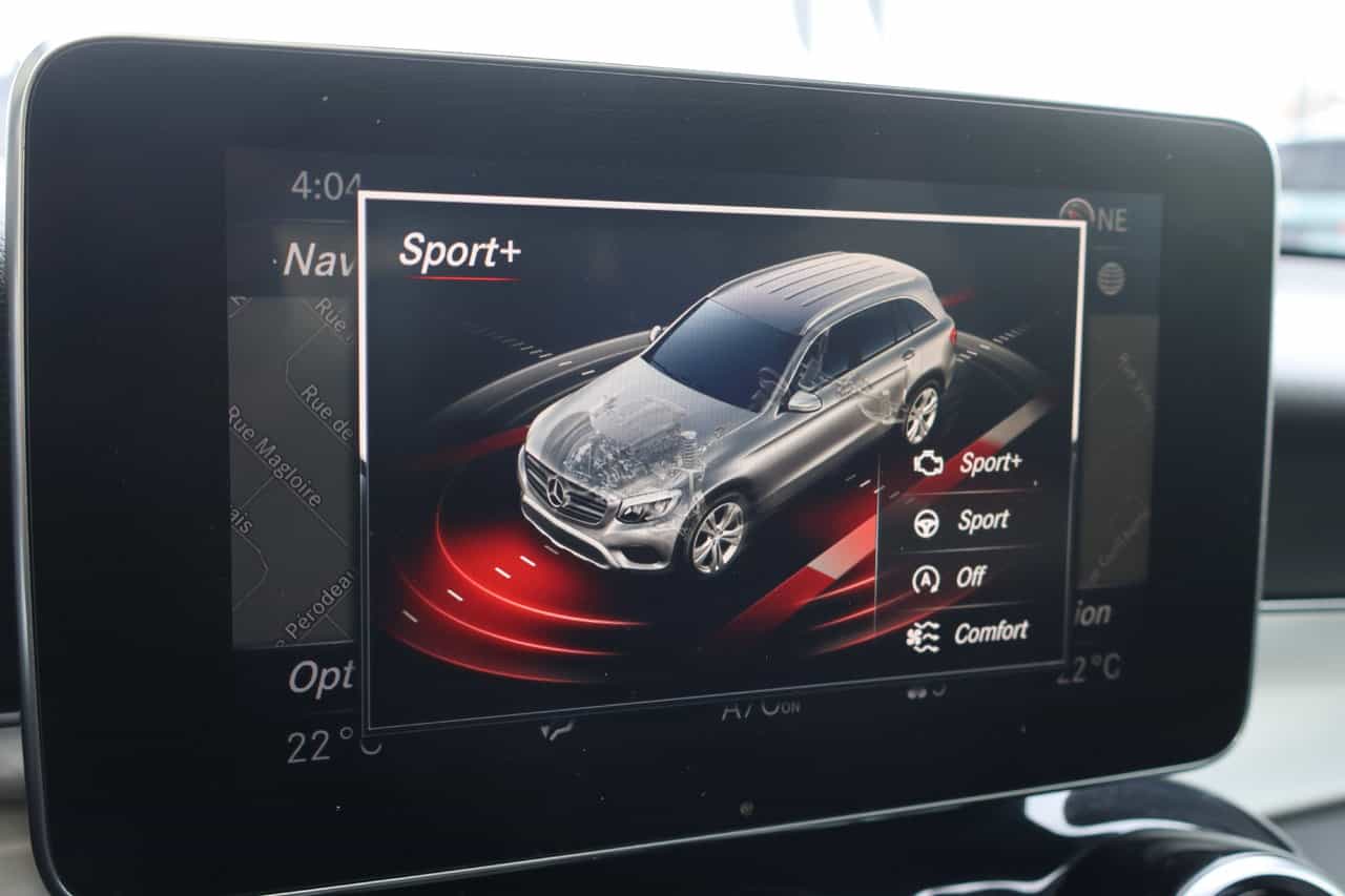 Image 21 Mercedes-Benz GLC-Class GLC300 2017