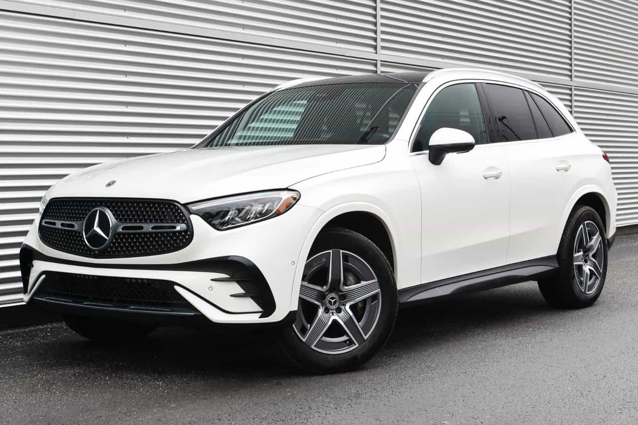 2024 Mercedes-Benz GLC GLC300 - Image 1
