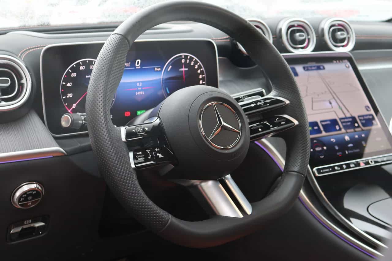 Image 10 Mercedes-Benz GLC GLC350e 2026