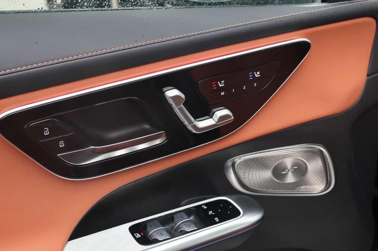 Image 11 Mercedes-Benz GLC GLC350e 2026