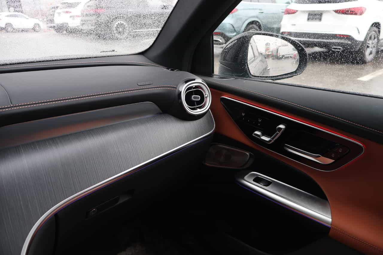 Image 16 Mercedes-Benz GLC GLC350e 2026