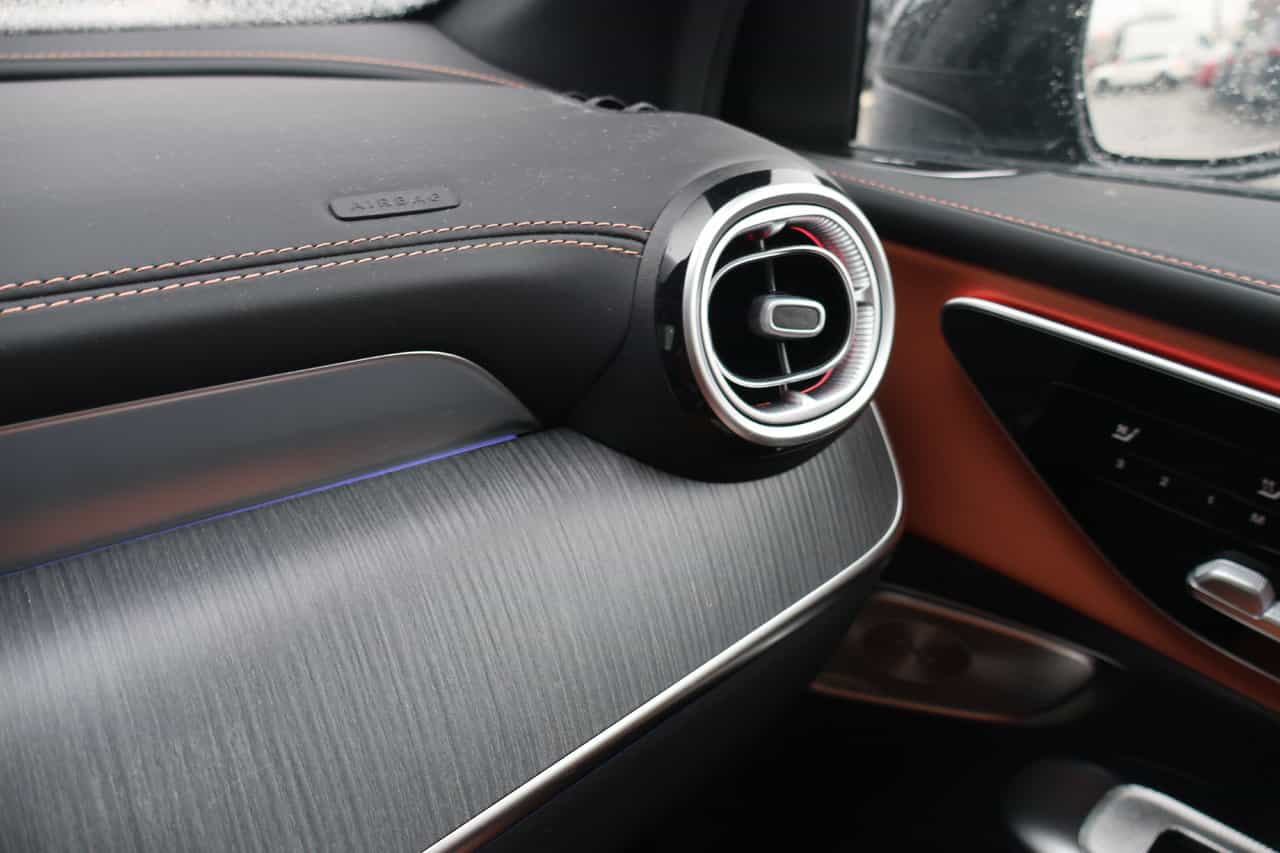 Image 17 Mercedes-Benz GLC GLC350e 2026