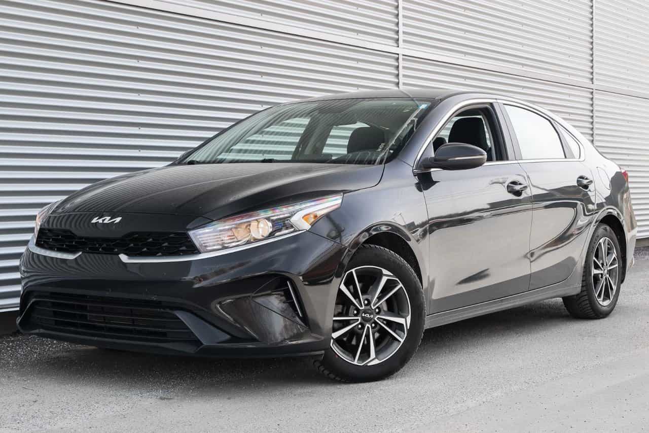 2023 Kia Forte Ex Ivt - Image 1