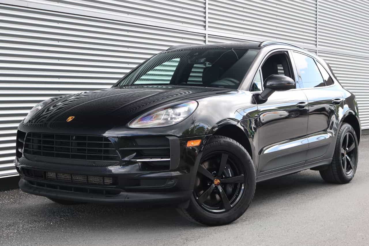 Image 1 Porsche Macan Base 2021