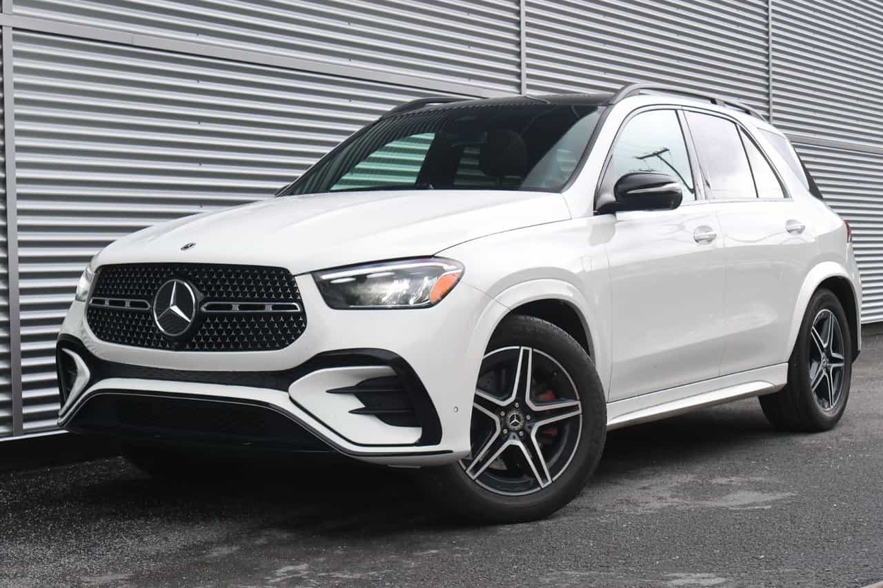 2025 Mercedes-Benz GLE-Class GLE450 - Image 1