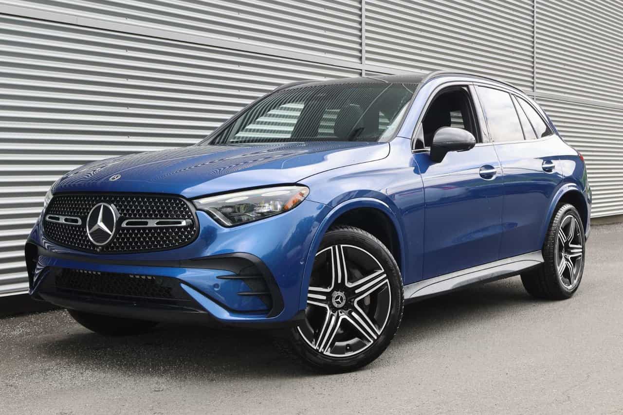 2023 Mercedes-Benz GLC-Class GLC300 - Image 1
