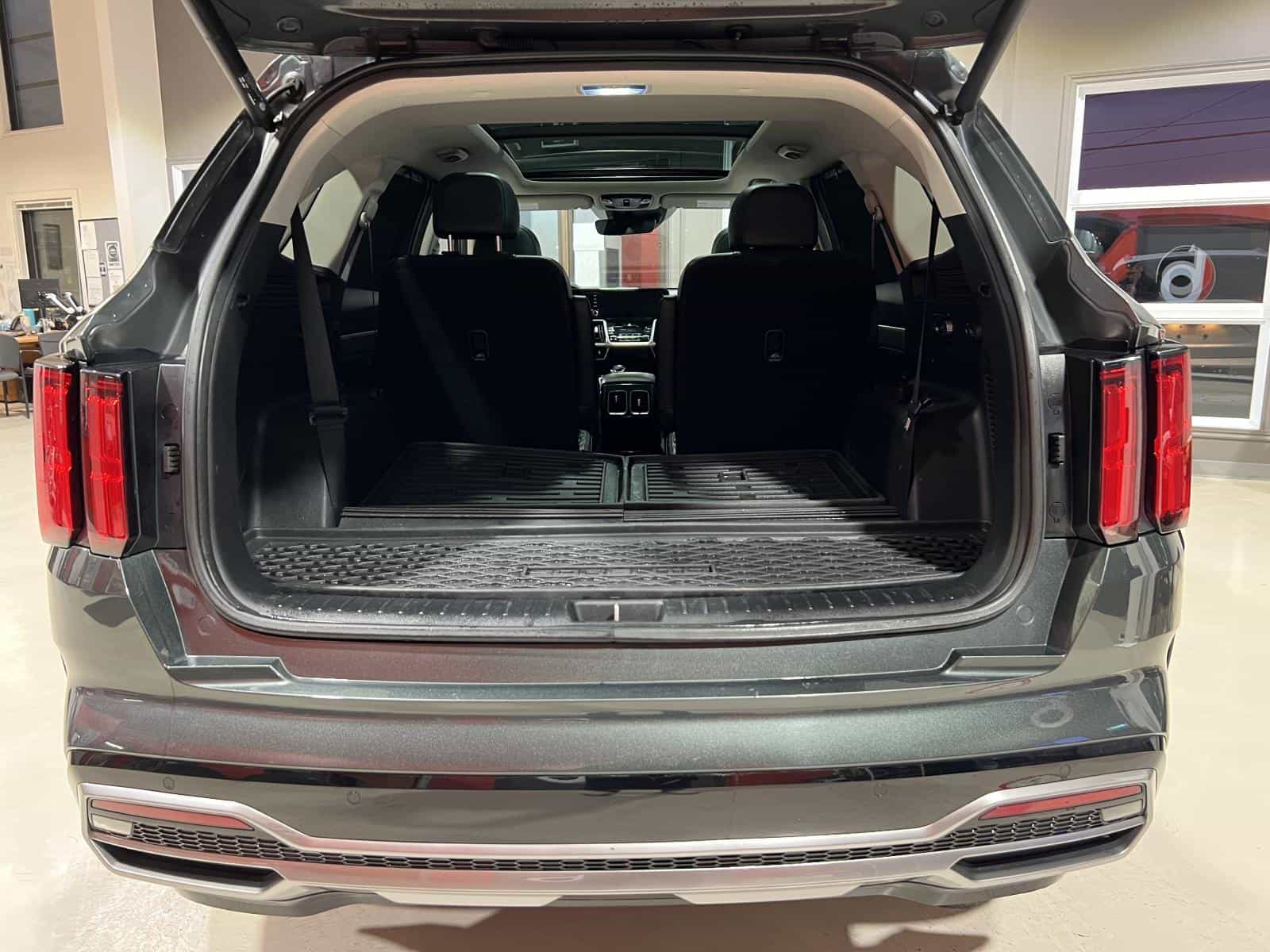 2021 Kia Sorento SX - Image 8