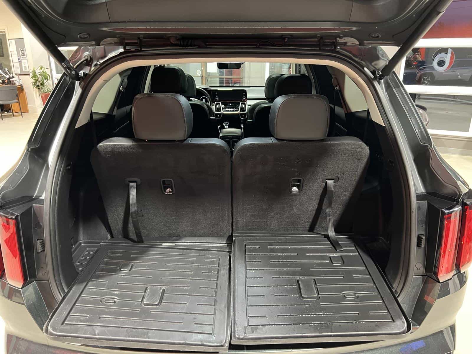 2021 Kia Sorento SX - Image 9