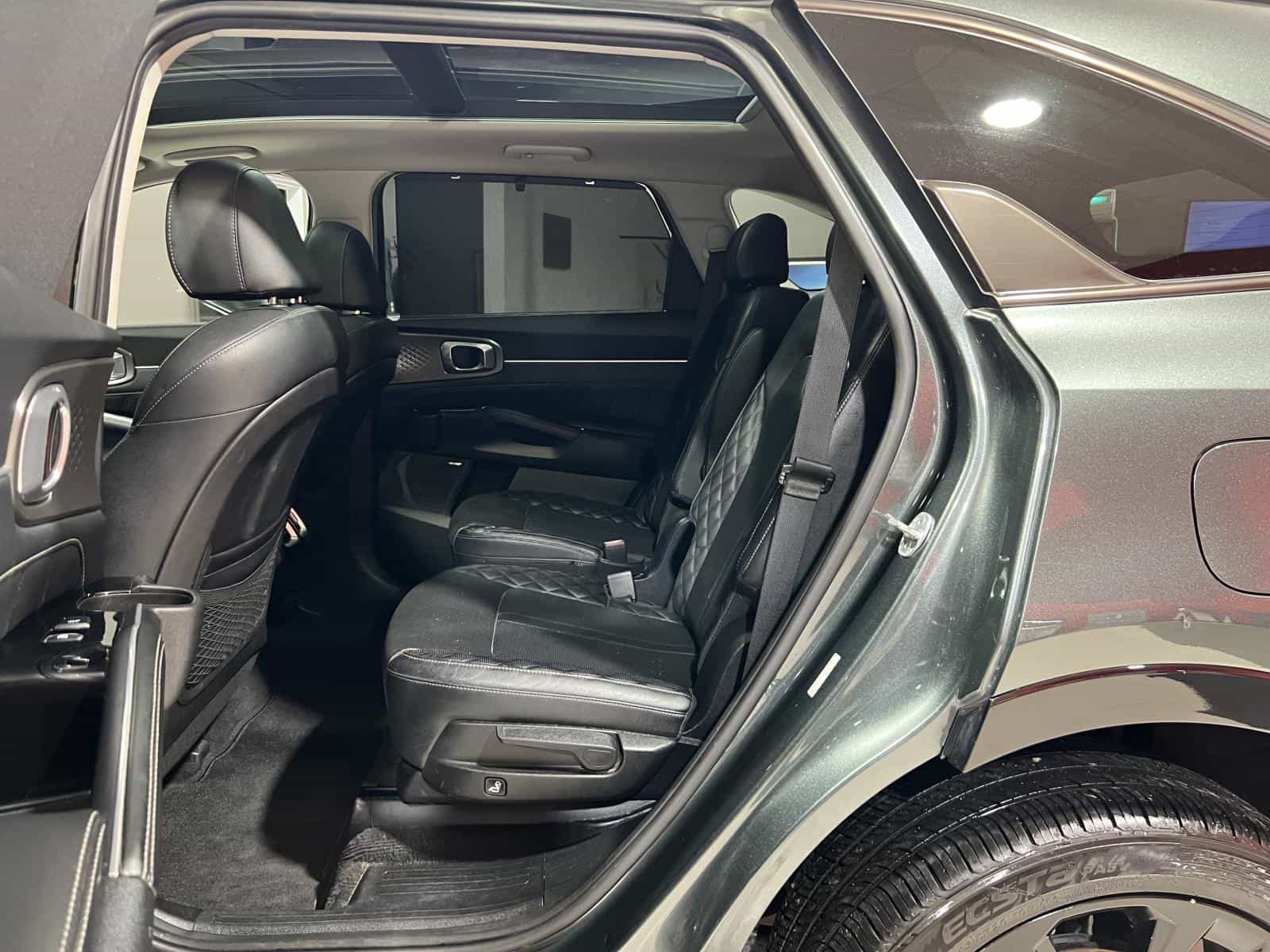 2021 Kia Sorento SX - Image 18