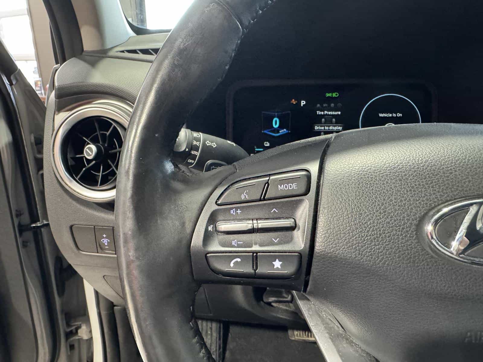 2022 Hyundai Kona EV Preferred - Image 19