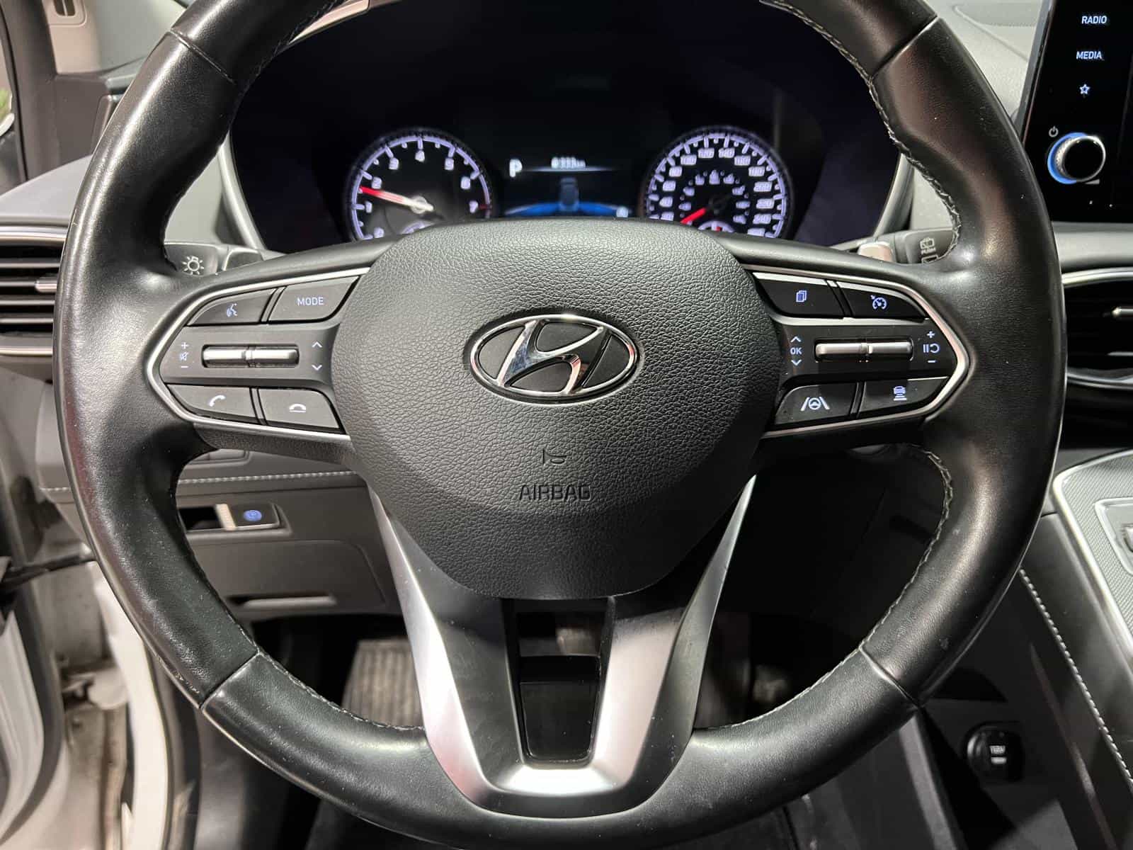 2022 Hyundai Santa Fe Urban - Image 19