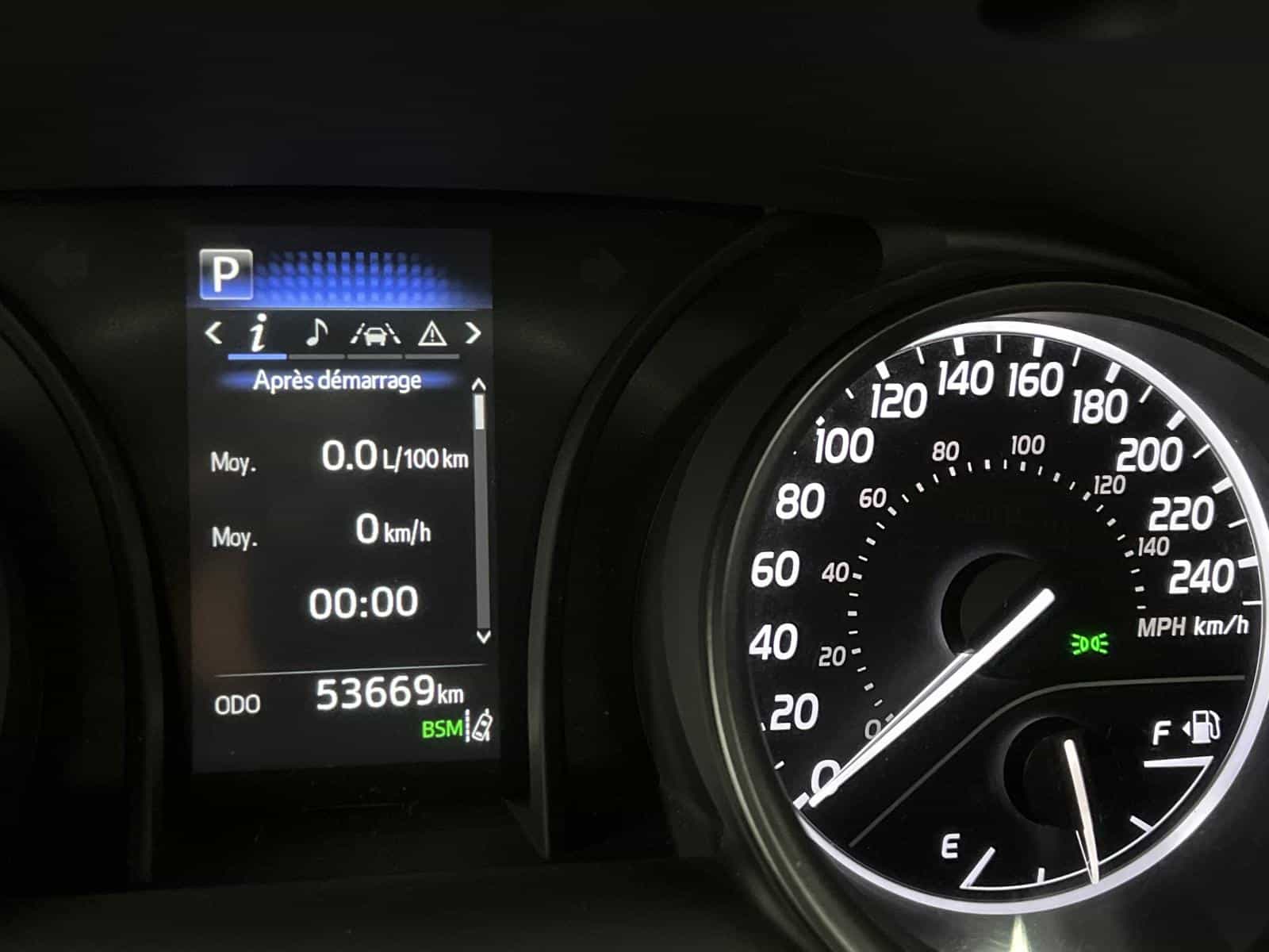 Image 8 Toyota Camry SE Hybrid 2023