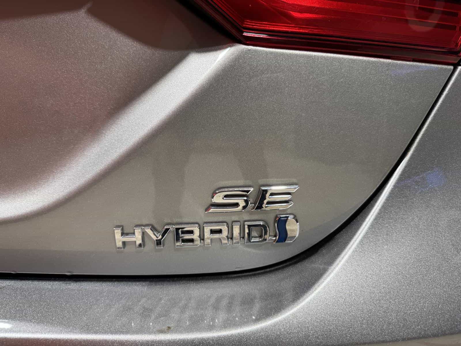 Image 6 Toyota Camry SE Hybrid 2023