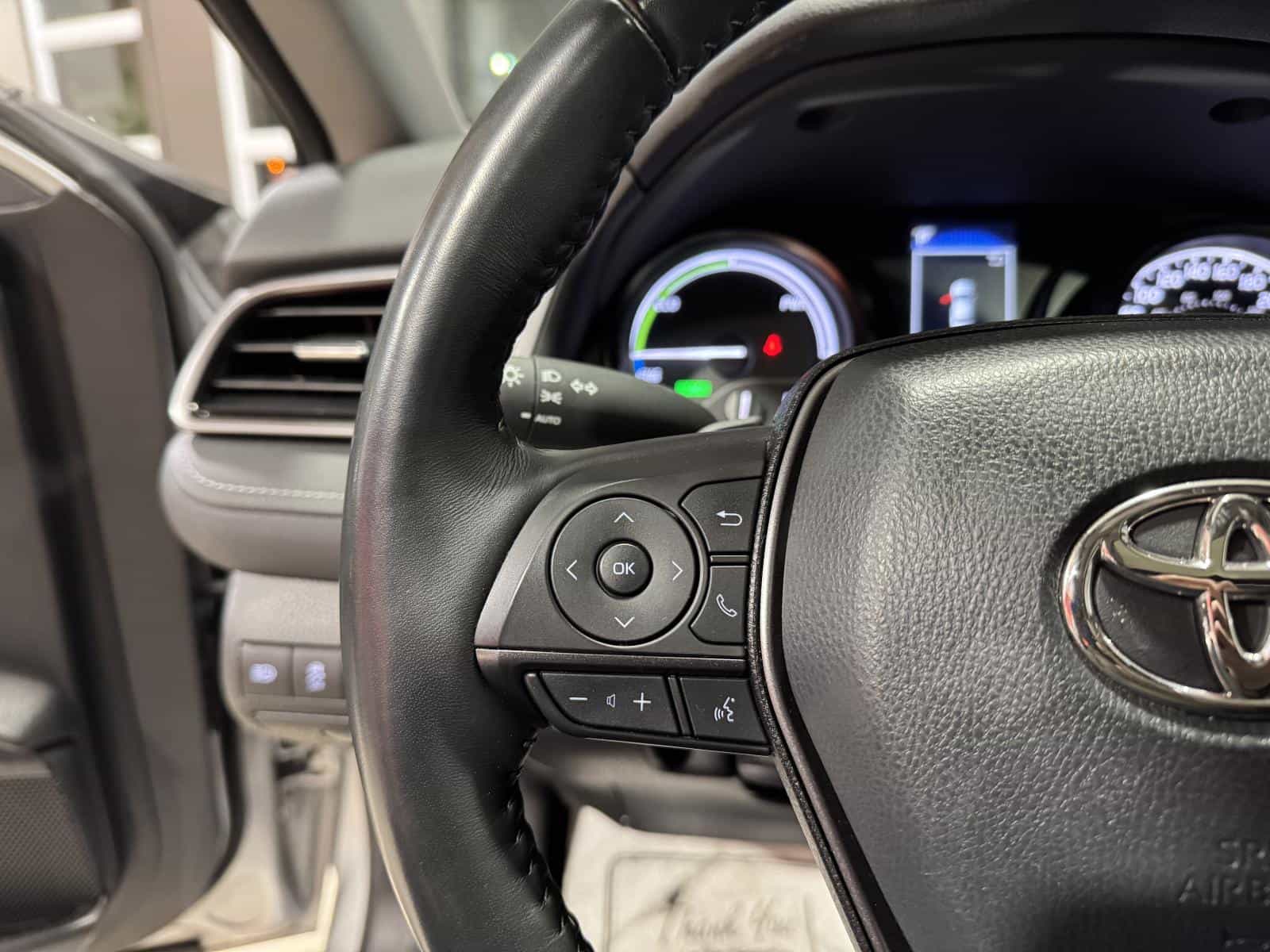 Image 19 Toyota Camry SE Hybrid 2023