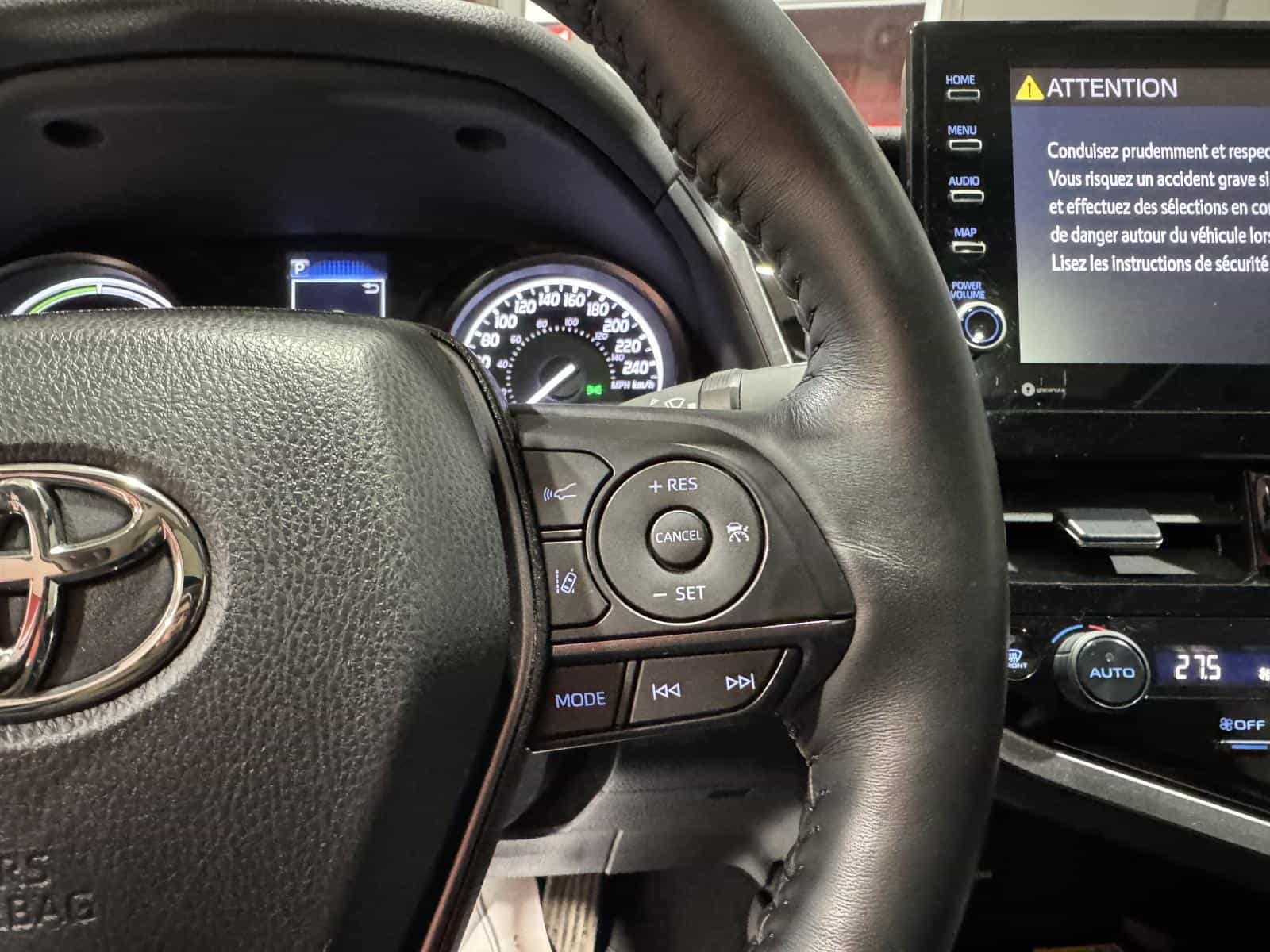 Image 20 Toyota Camry SE Hybrid 2023