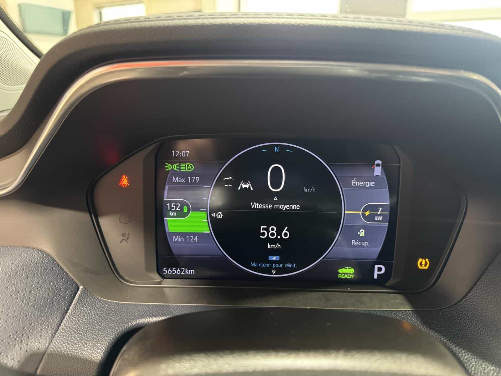 2023 Chevrolet Bolt EUV Premier - Image 23