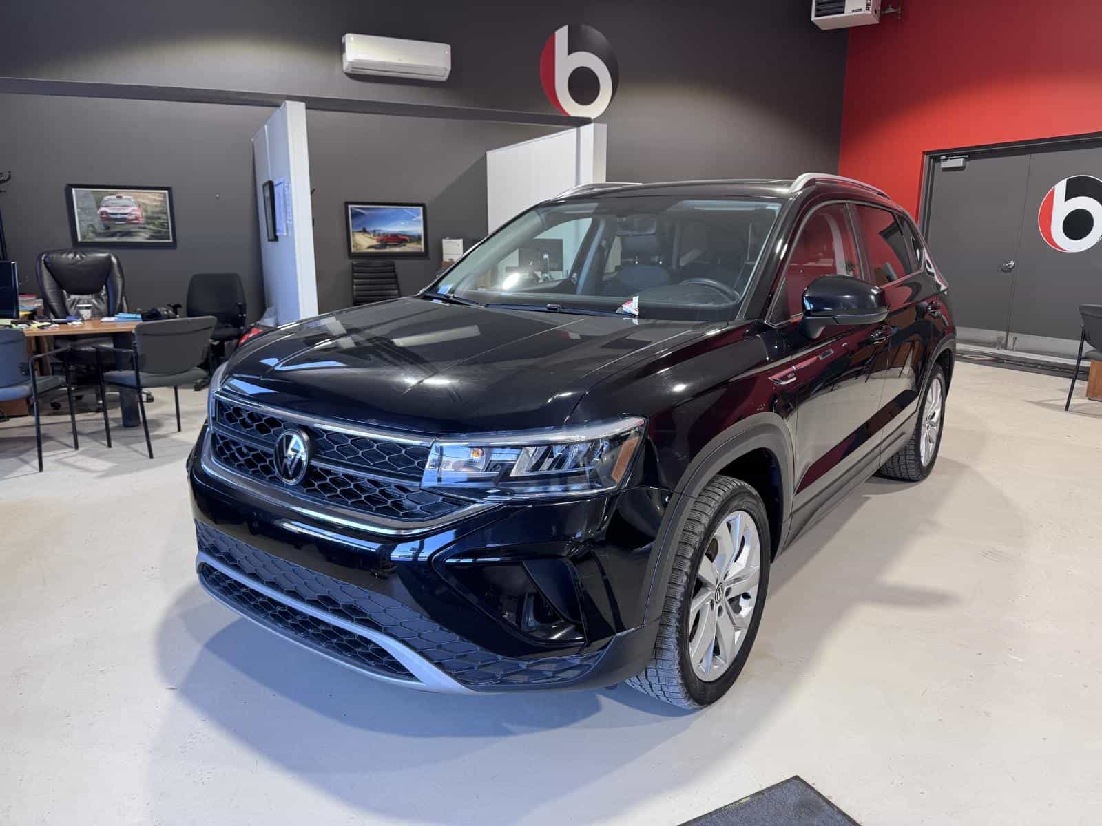 2022 Volkswagen Taos Comfortline - Image 1