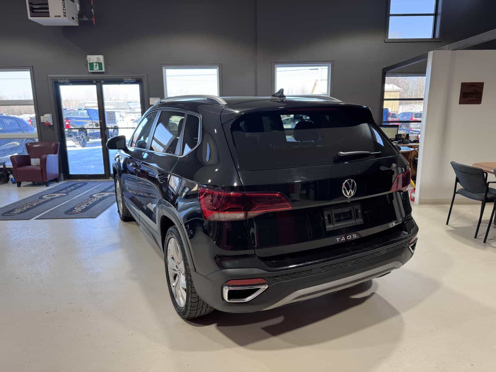 2022 Volkswagen Taos Comfortline - Image 4