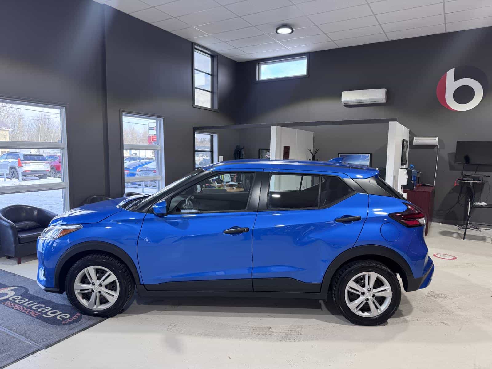 Image 3 Nissan Kicks S 2024