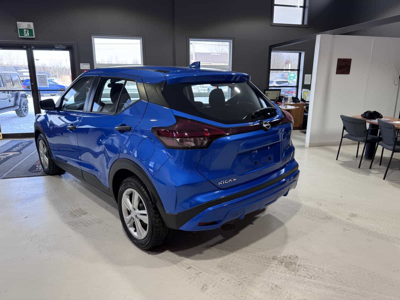 2024 Nissan Kicks S - Image 4