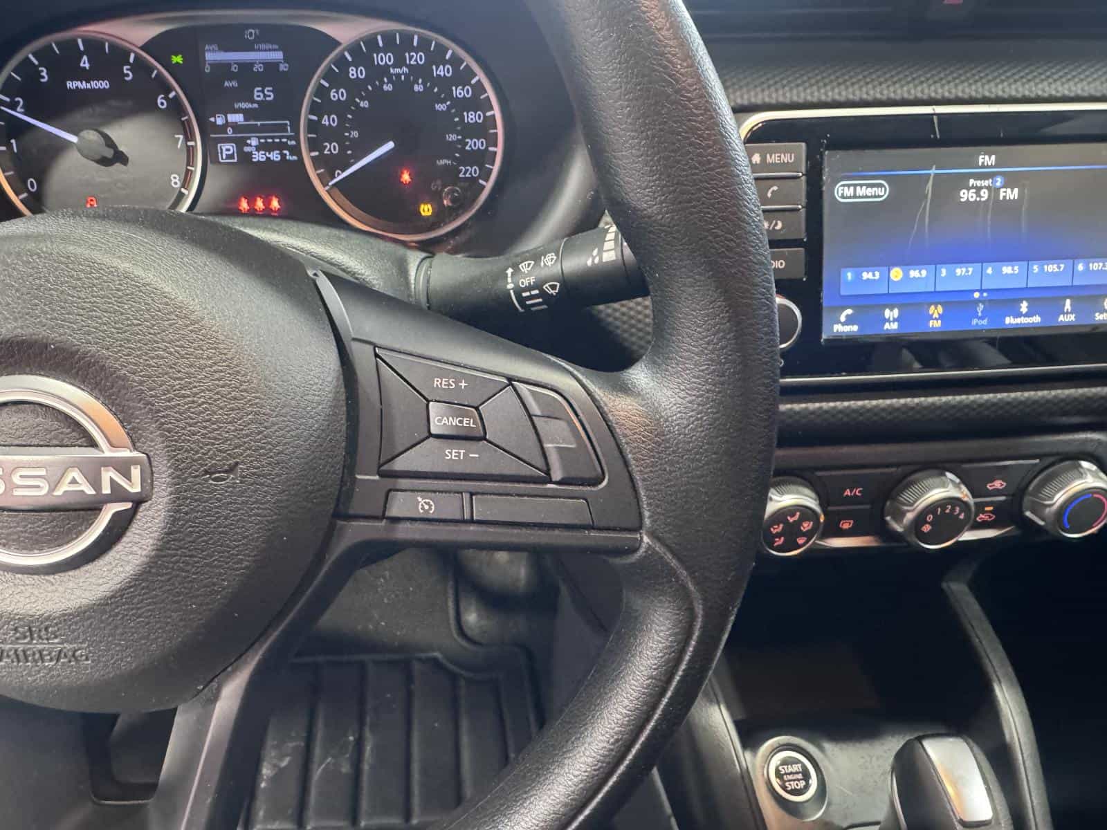 Image 21 Nissan Kicks S 2024